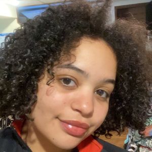 Meet your Posher, Monique